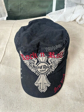 Hard Rock Cafe Rock N Roll Embroidered Cotton Hat in Black & Red